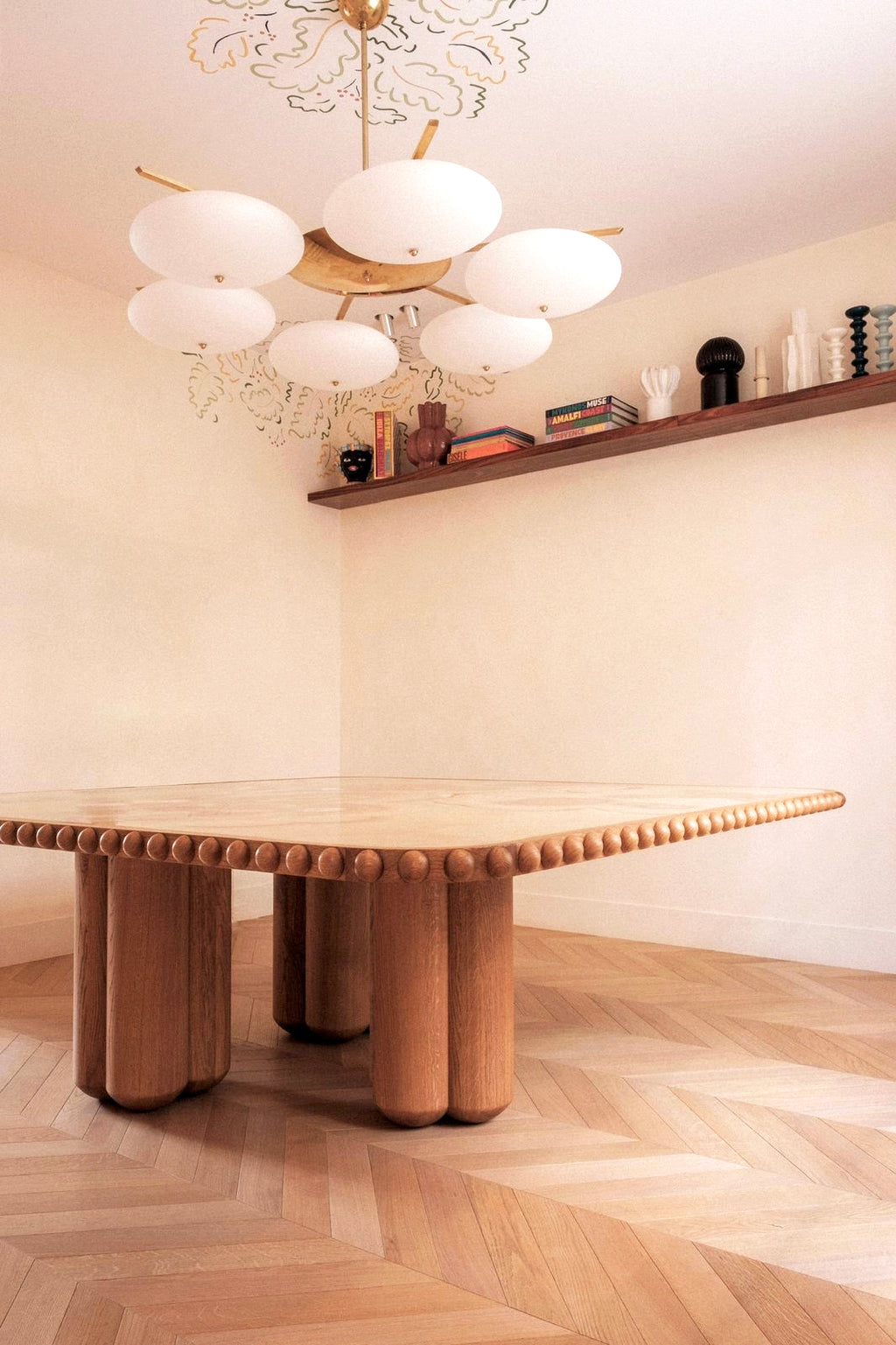 Biscuit Sixties Onyx And Oak Dinning Table