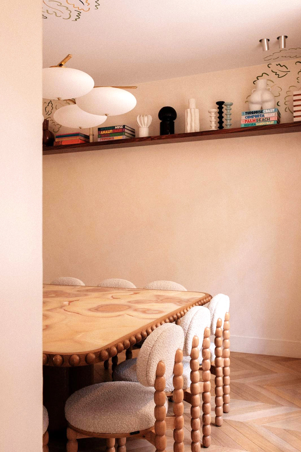 Biscuit Sixties Onyx And Oak Dinning Table