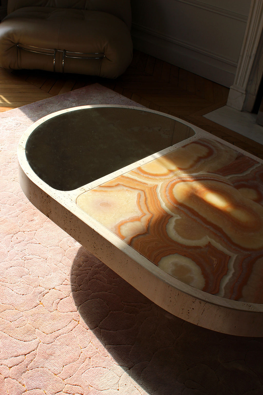 Cohesion Coffee Table With Sixties Onyx