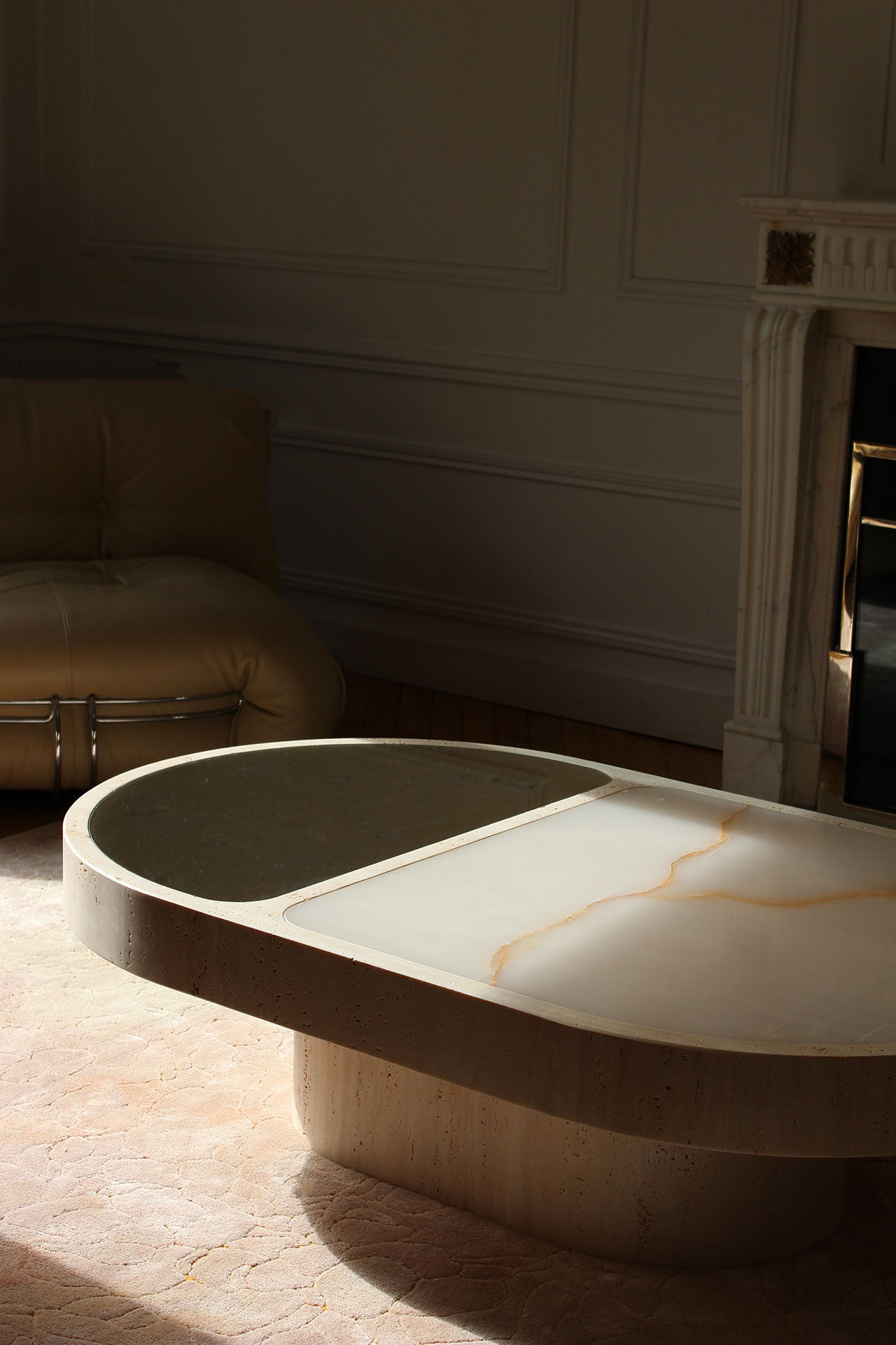 Cohesion Coffee Table With Shell Onyx