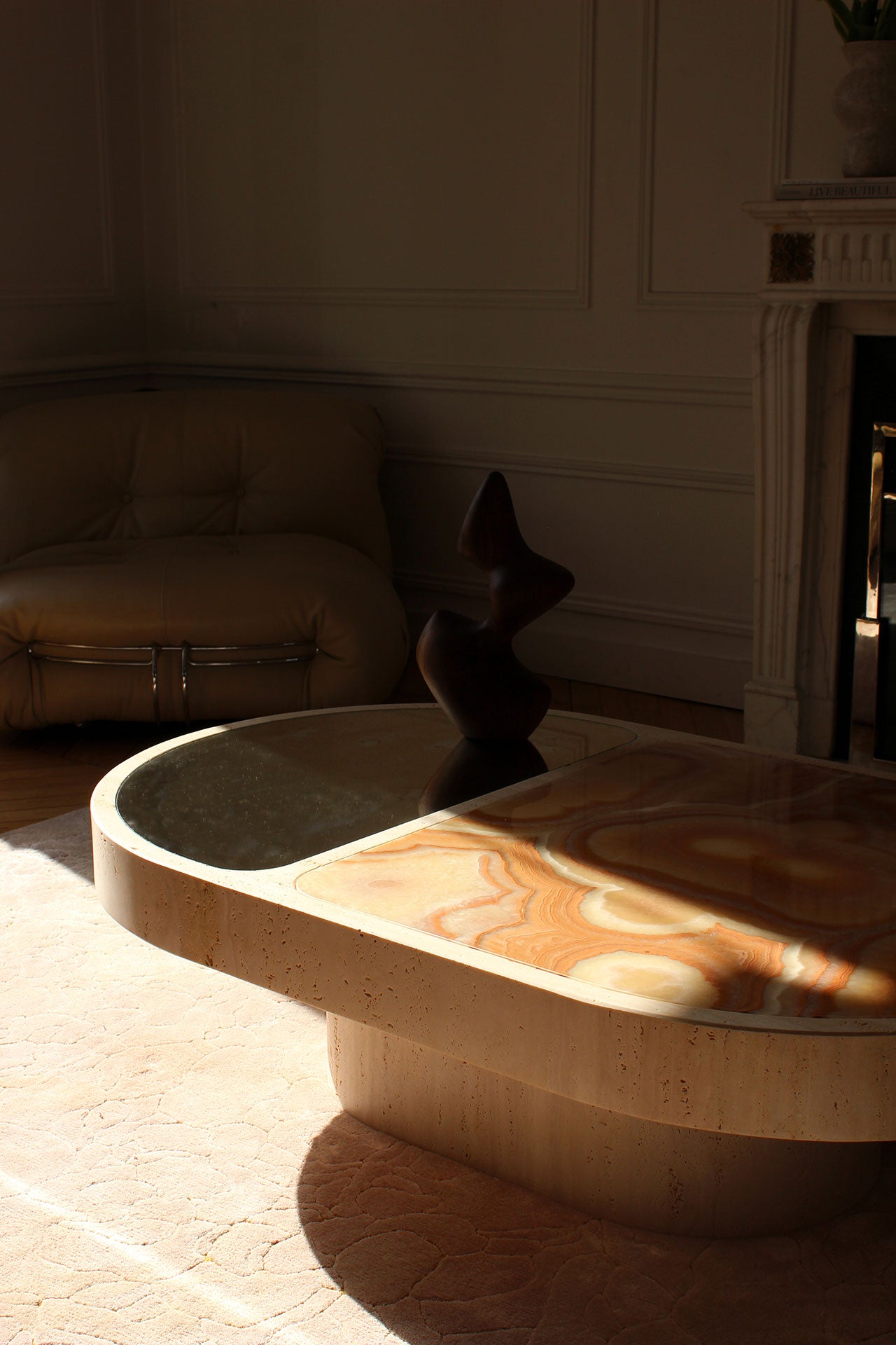 Cohesion Coffee Table With Sixties Onyx