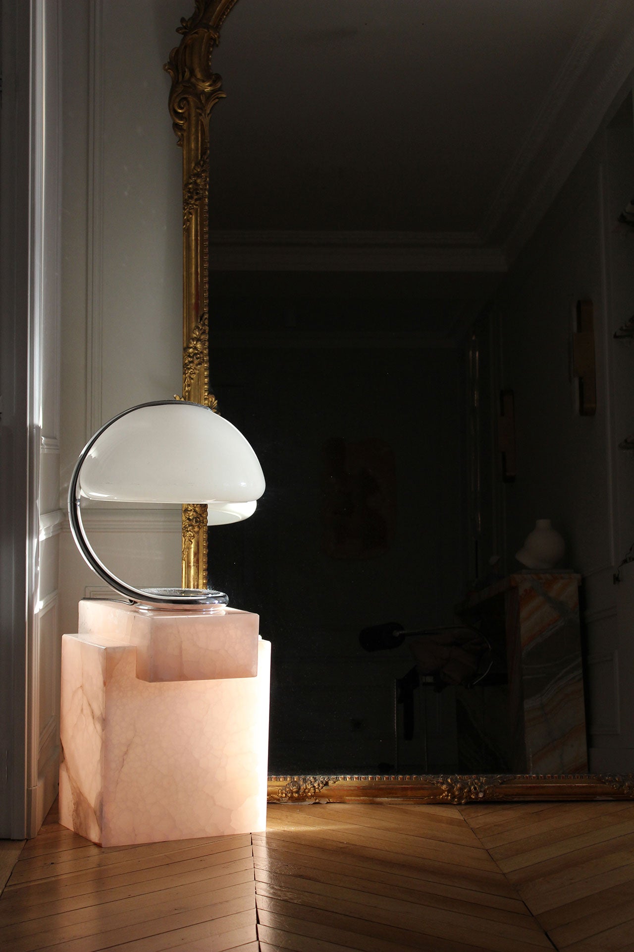 Gaia Pink Onyx Table