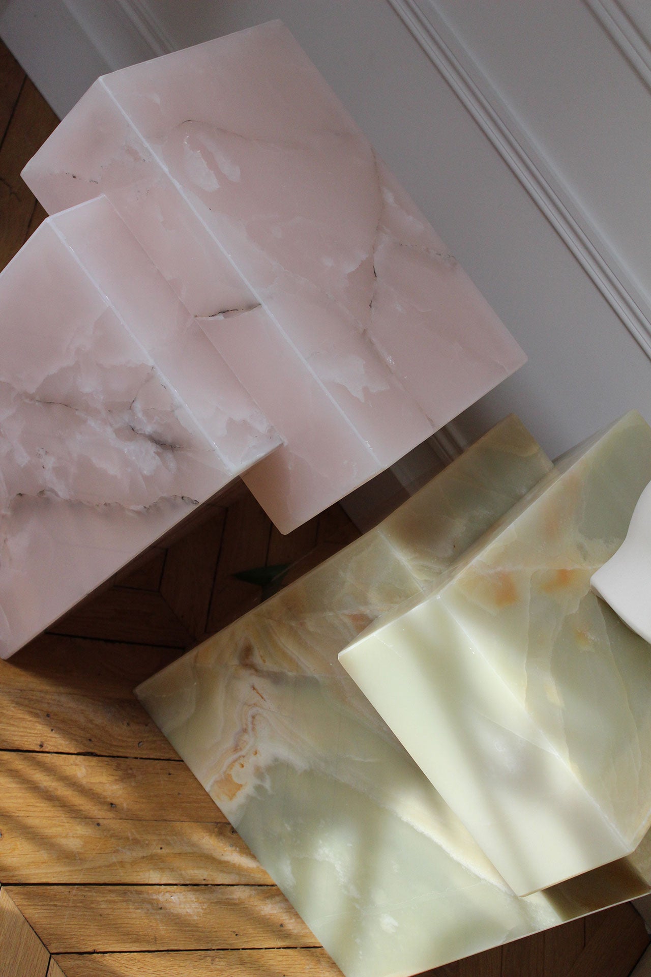 Gaia Pink Onyx Table