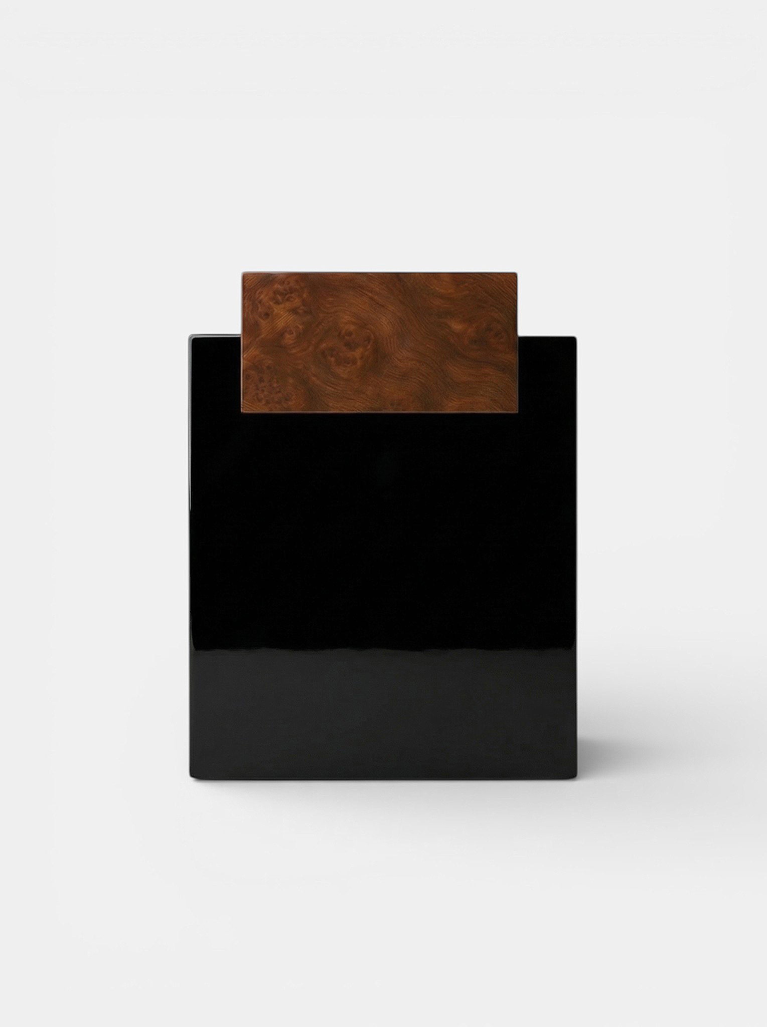 Gaia Burl Wood And Black Lacquered