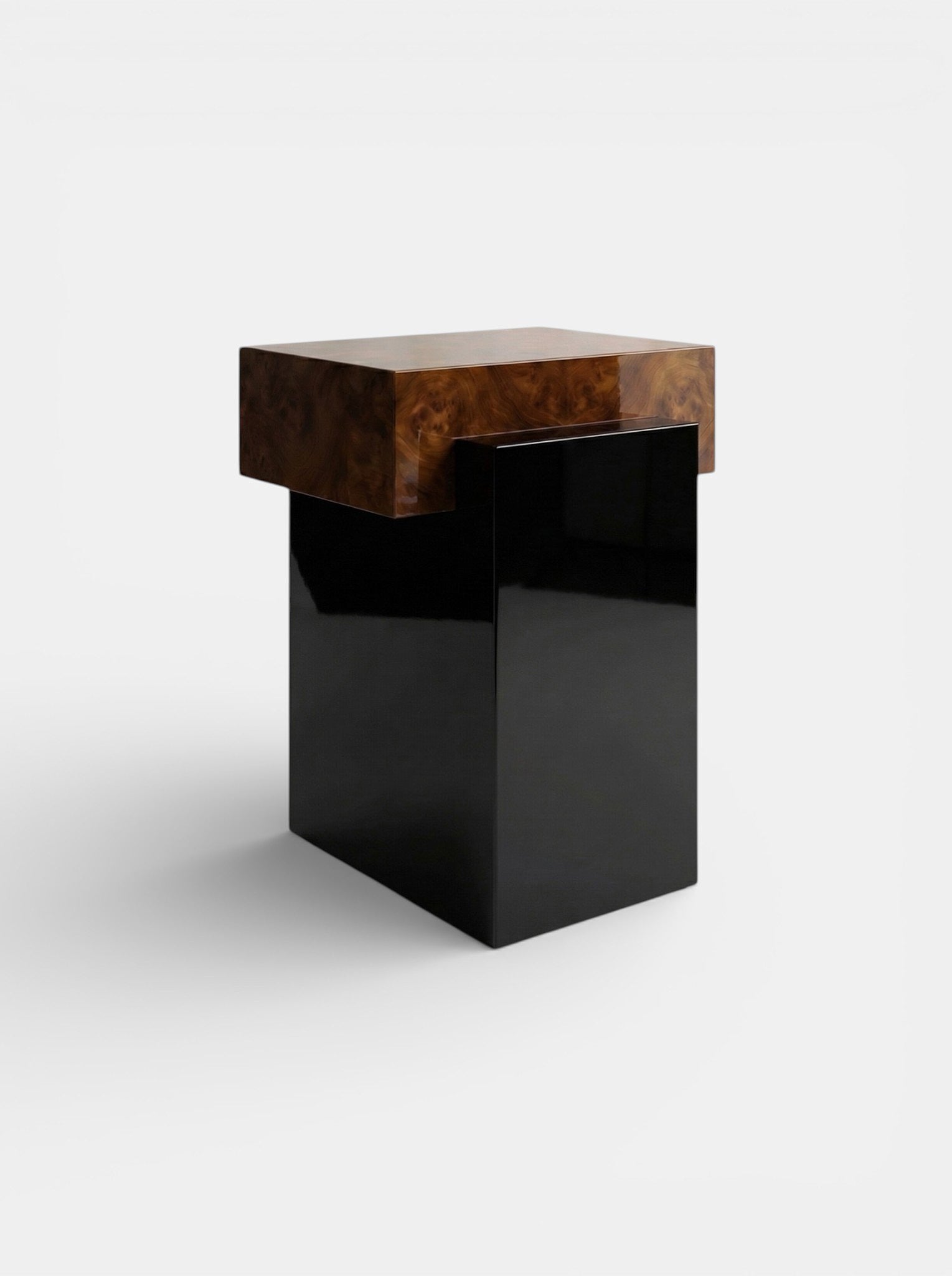 Gaia Burl Wood And Black Lacquered