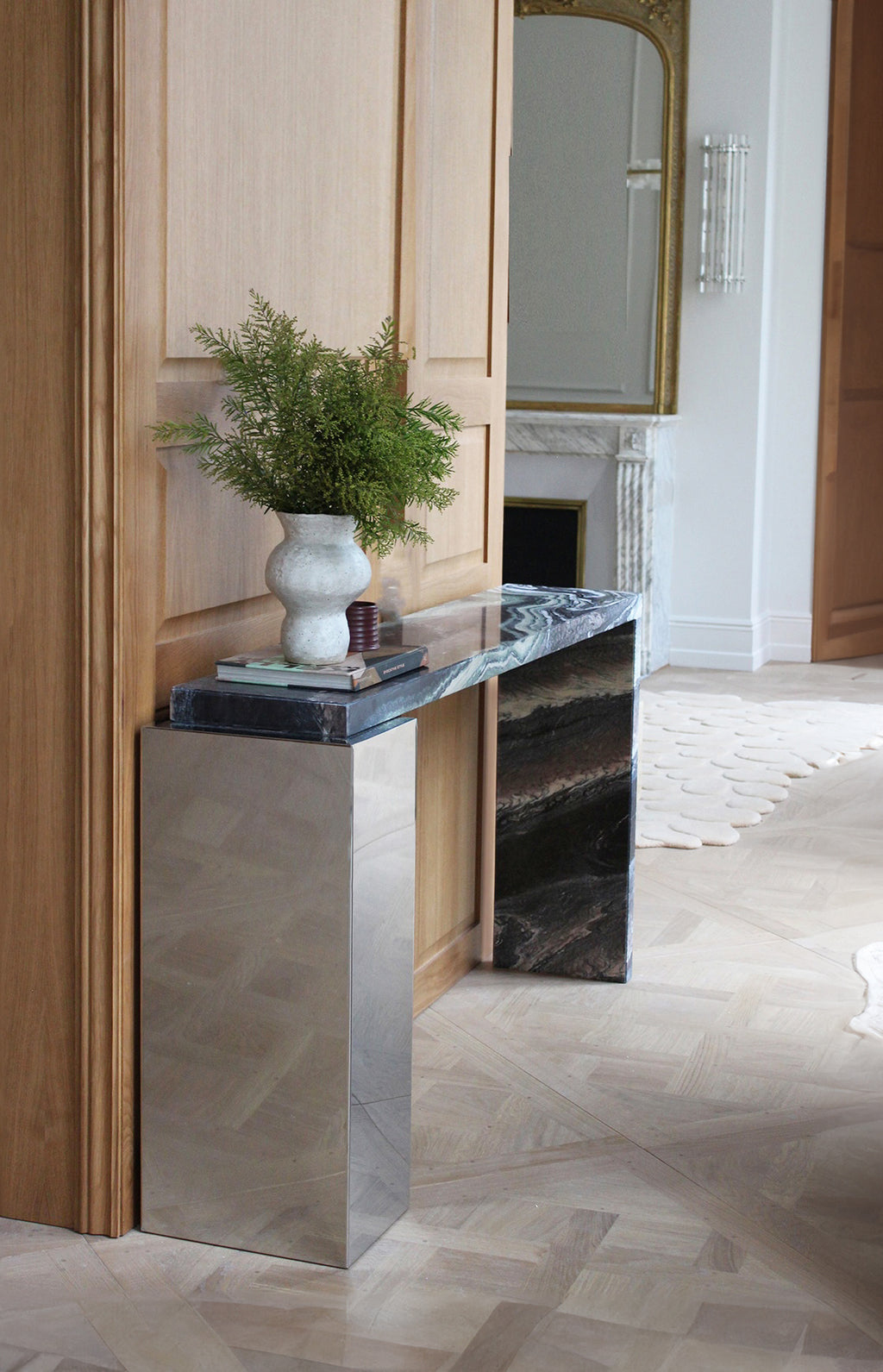 Linea Marble Console MARBERA Handmade Cipolino Marble Console - Luxury