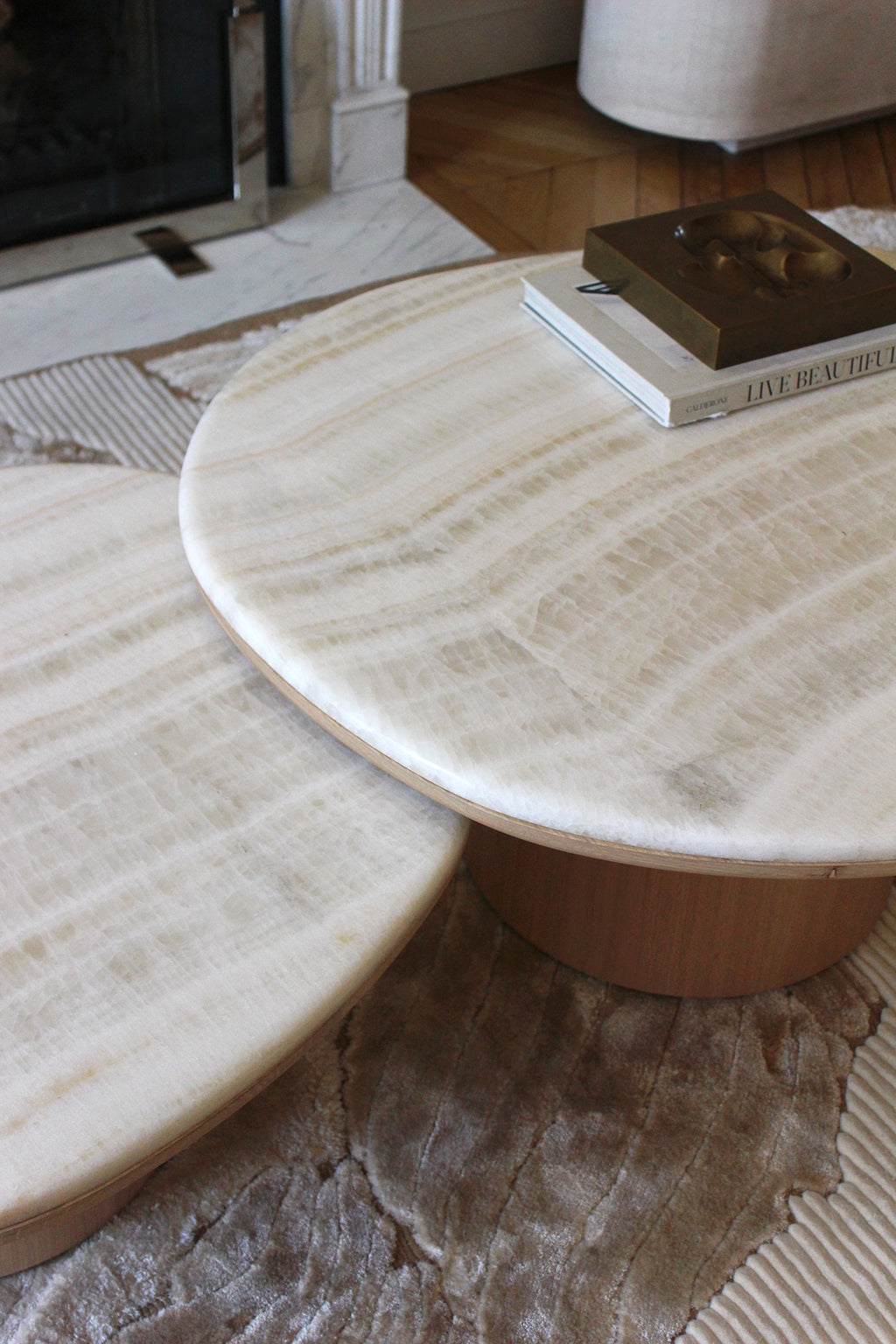 Alexis Duo Tables Ivory Onyx And Oak