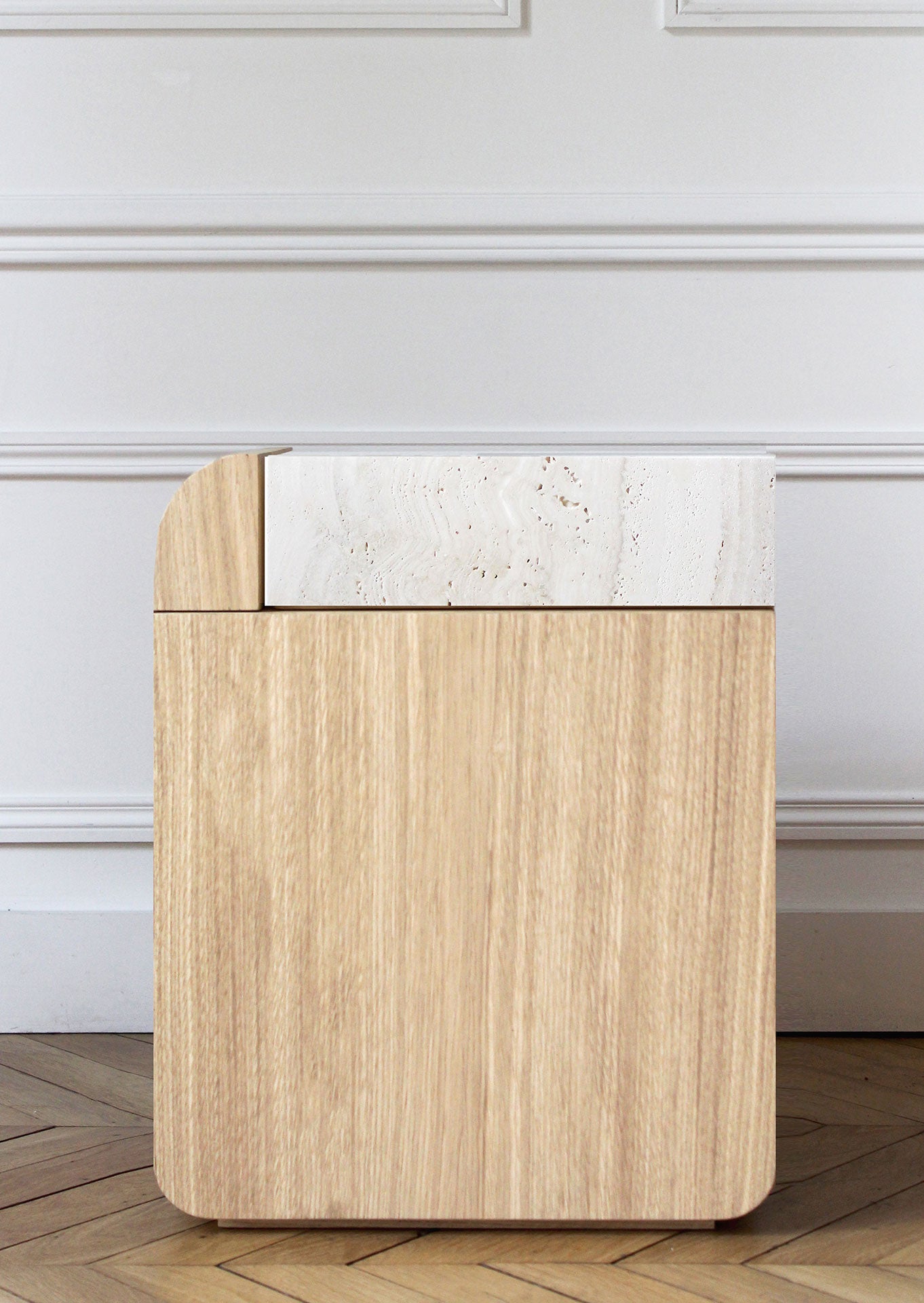 Amo Oak and White Onyx Storage Table