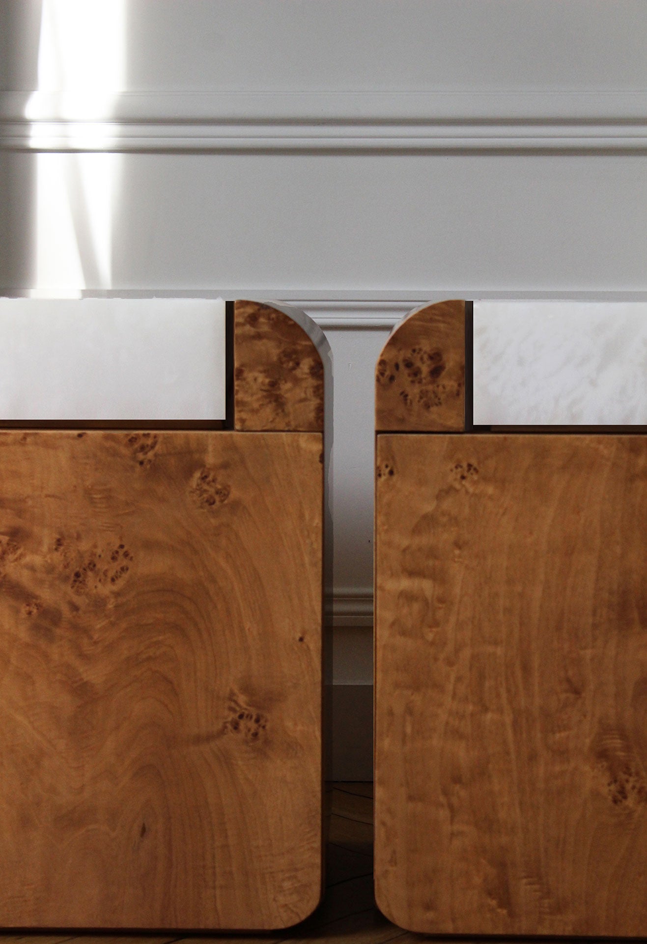 Amo Burl Wood Storage Table