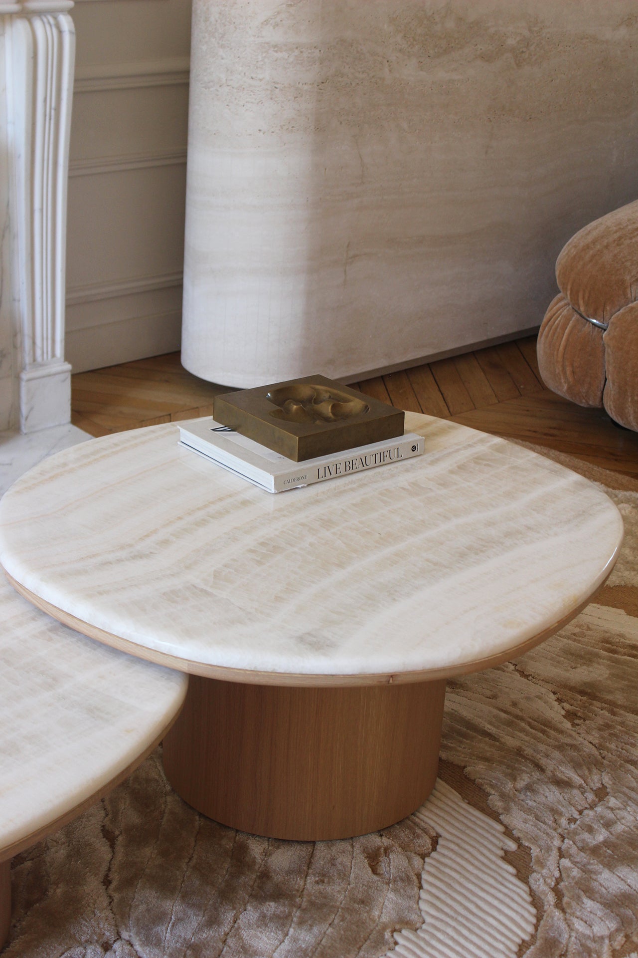 Alexis Duo Tables Ivory Onyx And Oak