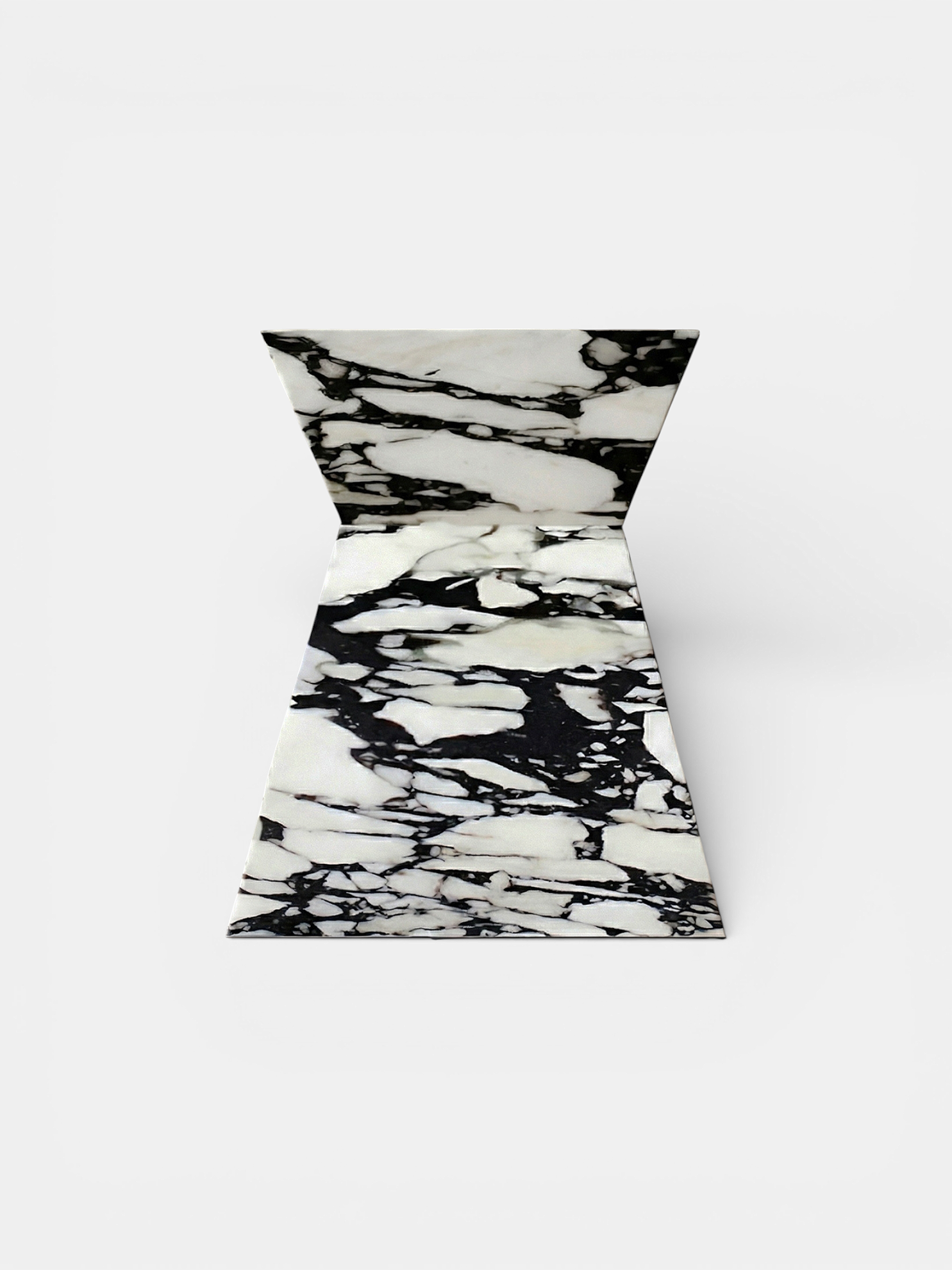 Aria Calacatta Viola