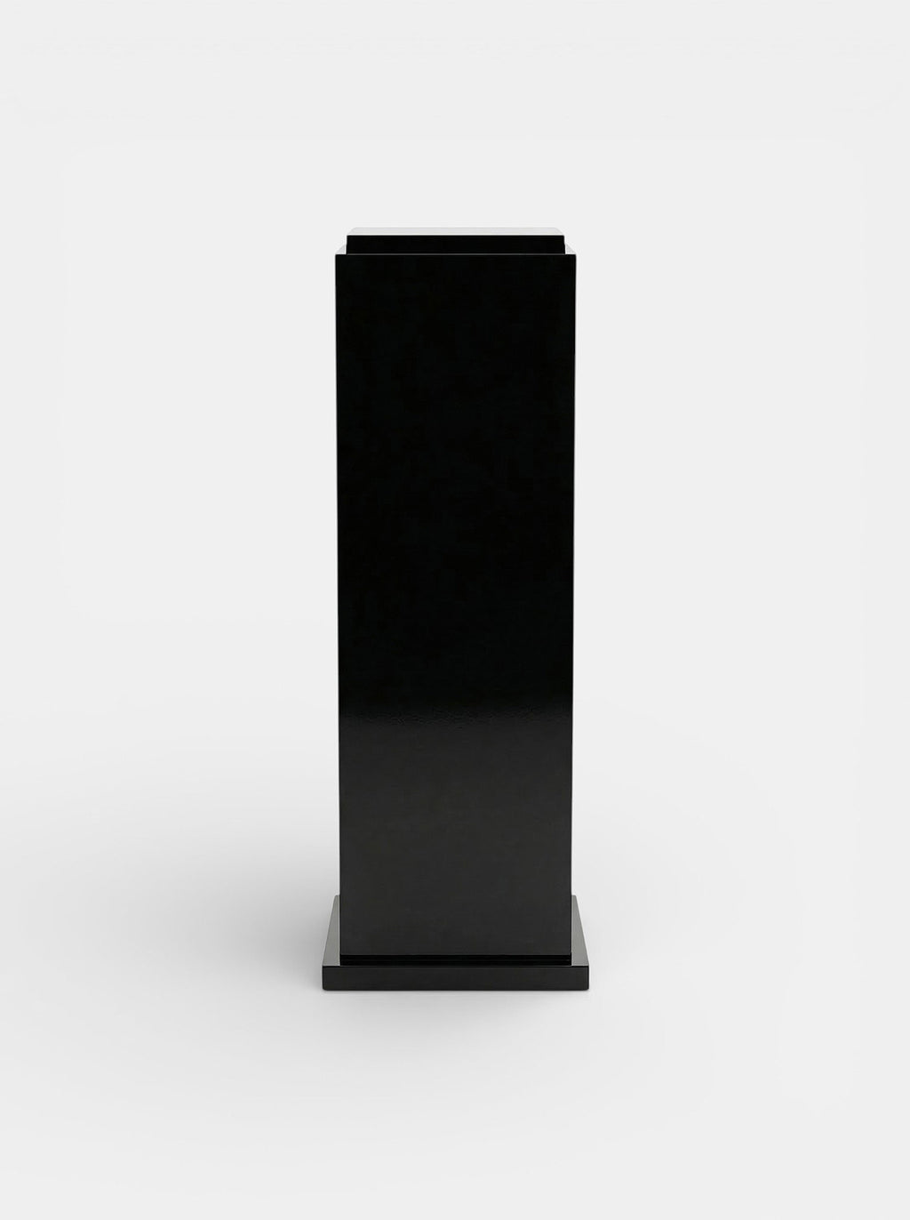 Black lacquered plinth side view - Italian luxury furniture pedestal with glossy finish