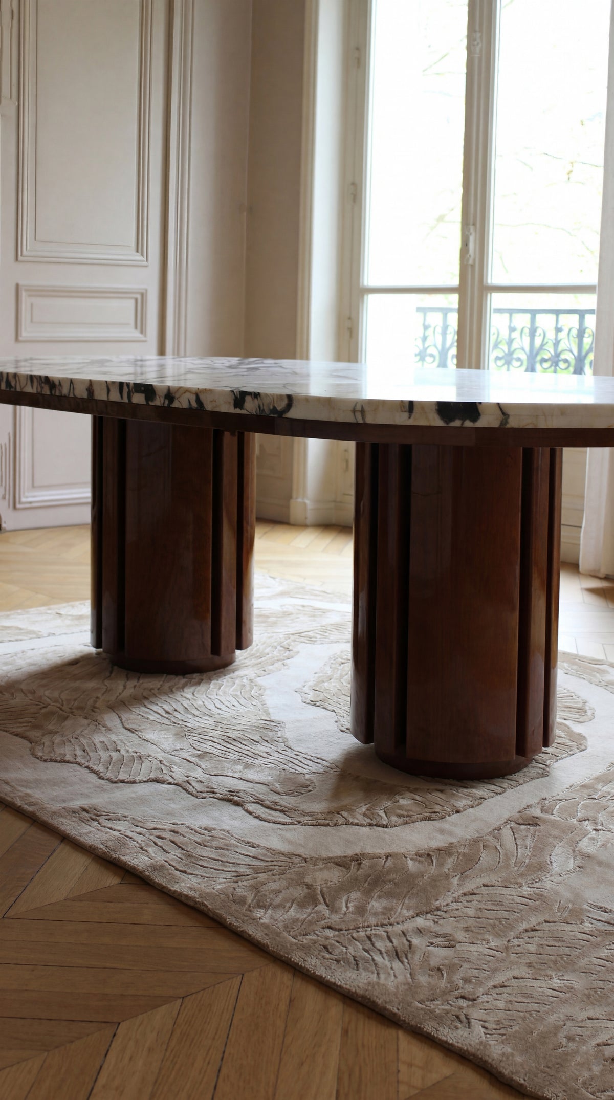 Mira Wood And Calacatta Viola Dining Table