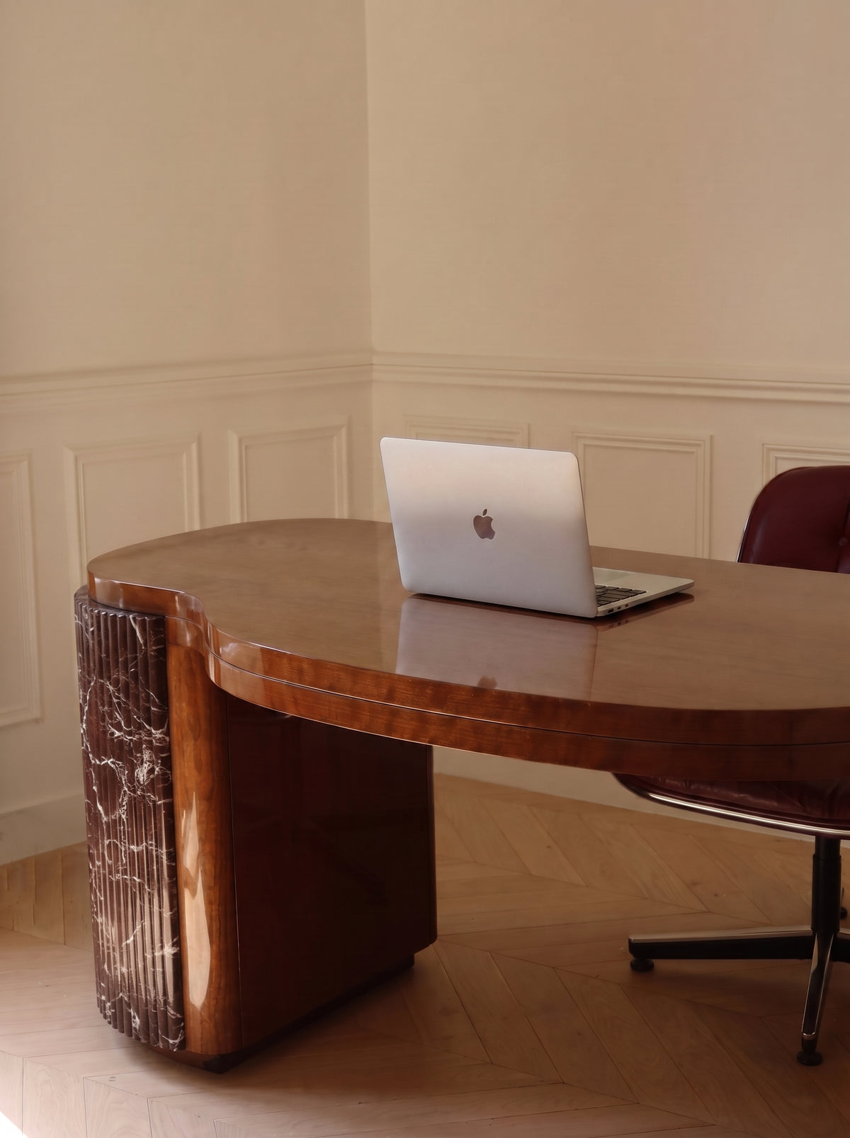 Moka Rosso Levanto And Wood Desk