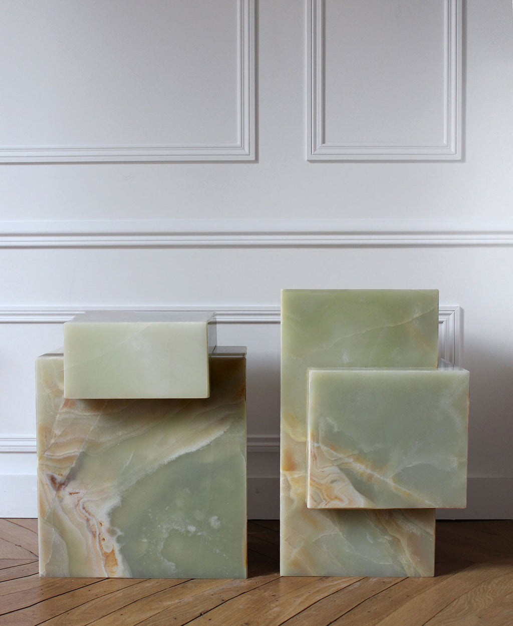 Gaia Green Onyx Table