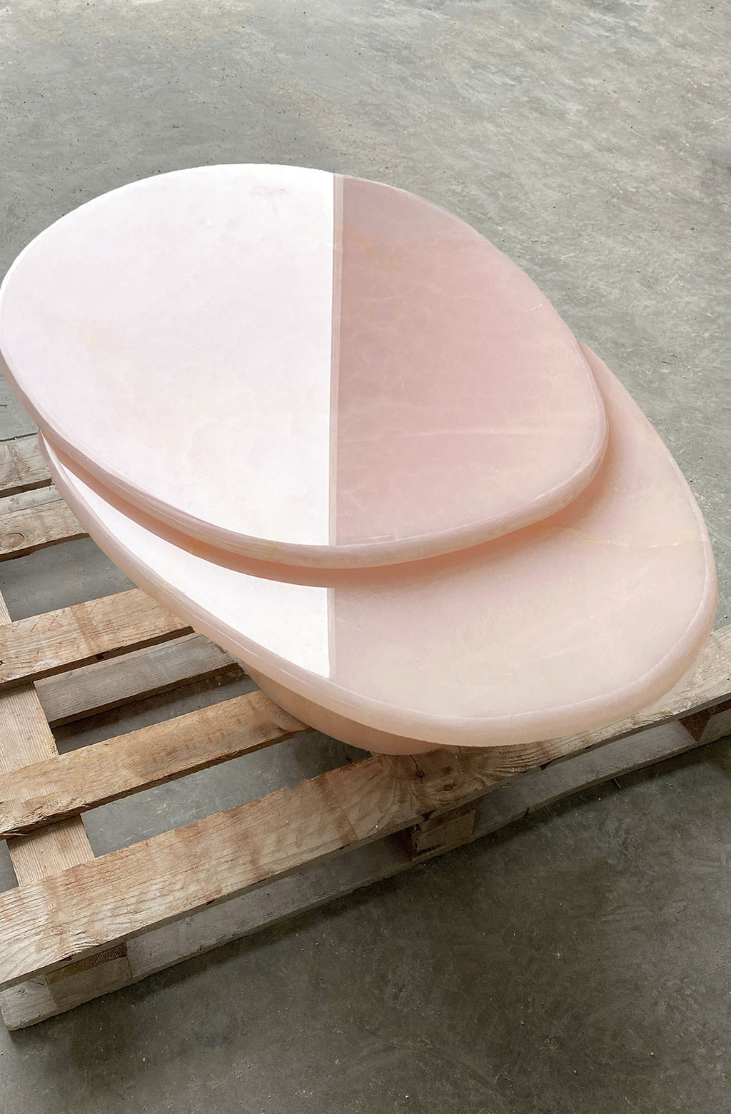 Pink Onyx Nuga Table