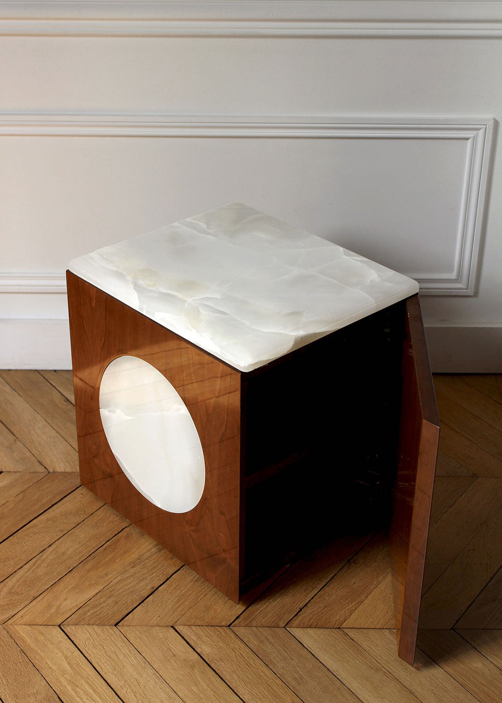 Rino Walnut and Onyx