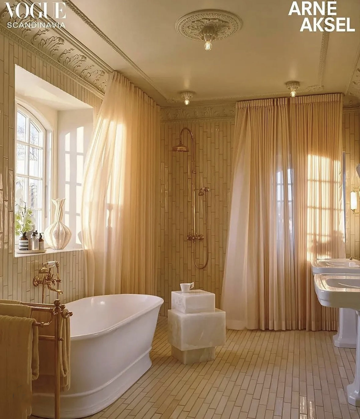 Ella White Onyx Table